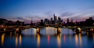 Evening photo of Frankfurt and the Frankfurt Bridge.